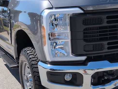 Certified 2024 Ford F250 XL w/ FX4 Off-Road Package AWD/4WD image 11