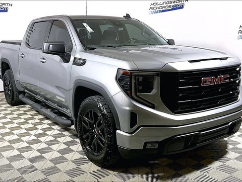 Used 2023 GMC Sierra 1500 Elevation w/ Preferred Package RWD image 3