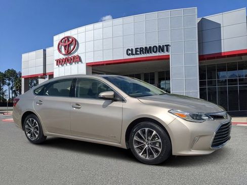 Used 2018 Toyota Avalon XLE Premium image 1