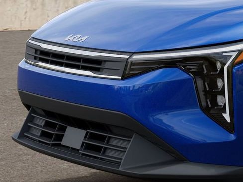 New 2026 Kia K4 FWD image 13