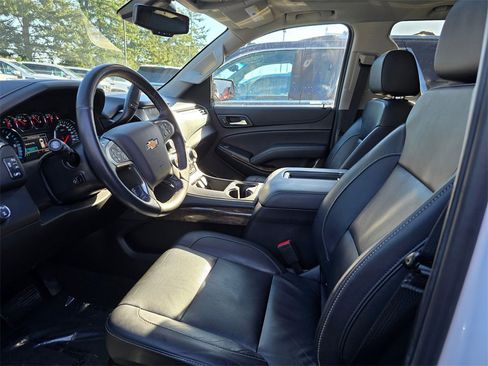 Used 2020 Chevrolet Tahoe LT w/ Luxury Package image 20