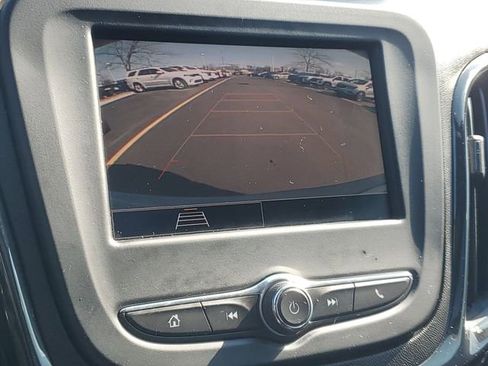 Certified 2023 Chevrolet Equinox RS w/ LPO, Floor Liner Package image 27