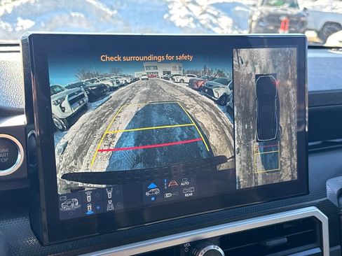 Used 2025 Toyota 4Runner Limited image 22