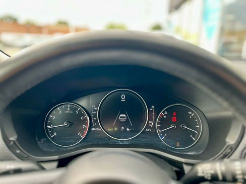 Used 2024 MAZDA CX-90 3.3 Turbo w/ Preferred Plus image 17