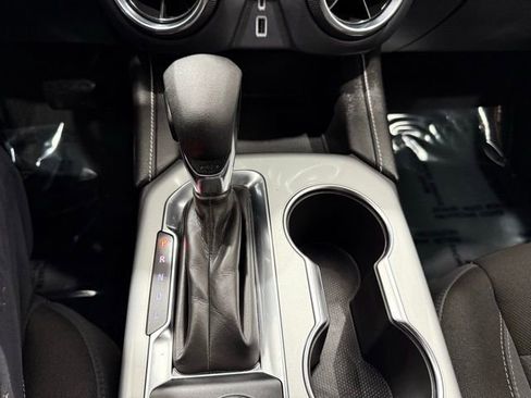 Used 2025 Chevrolet Blazer LT image 37