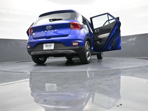 Certified 2023 Hyundai Venue SEL w/ Cargo Package FWD image 49