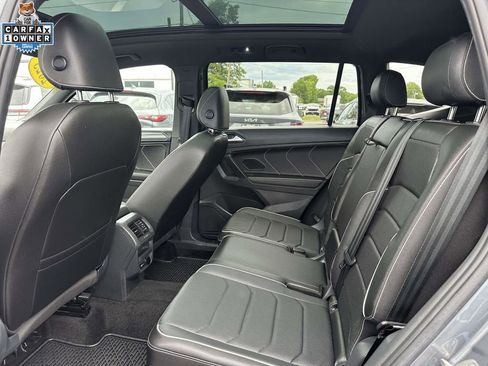 Used 2023 Volkswagen Tiguan SEL R-Line AWD/4WD image 11