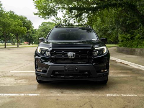 Used 2025 Honda Ridgeline Black Edition image 3