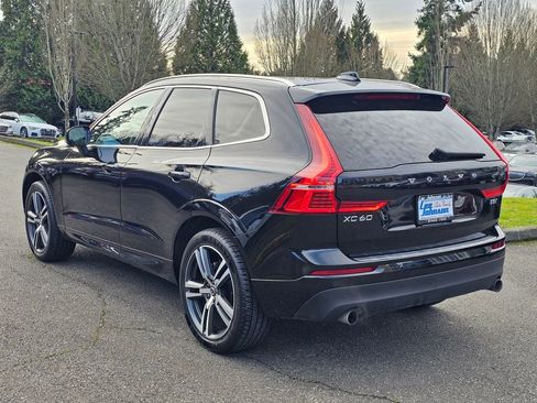 Used 2019 Volvo XC60 T5 Momentum w/ Protection Package Premier AWD/4WD image 7