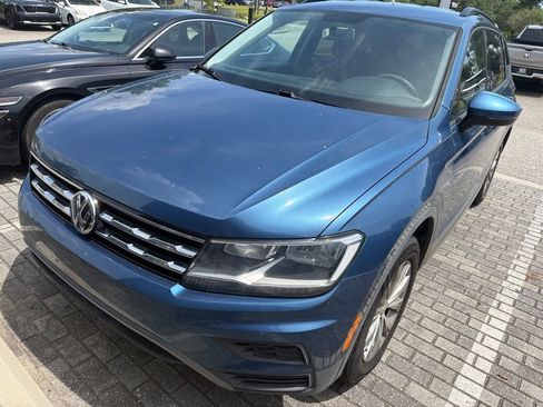 Used 2018 Volkswagen Tiguan S FWD image 2