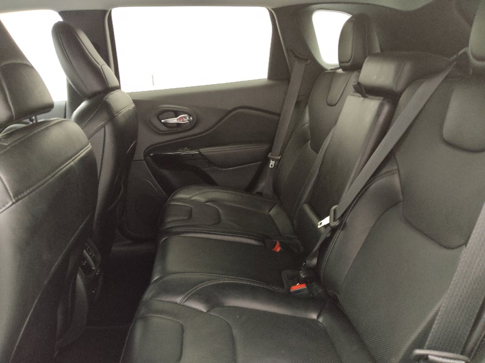 Used 2023 Jeep Cherokee Altitude Lux AWD/4WD image 18