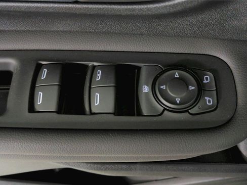 Used 2023 GMC Terrain AT4 image 13