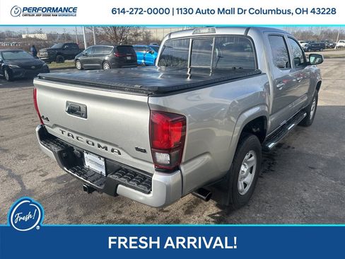Used 2022 Toyota Tacoma SR image 4