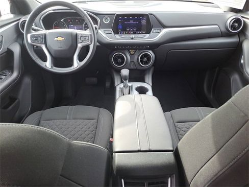 Used 2022 Chevrolet Blazer LT image 10