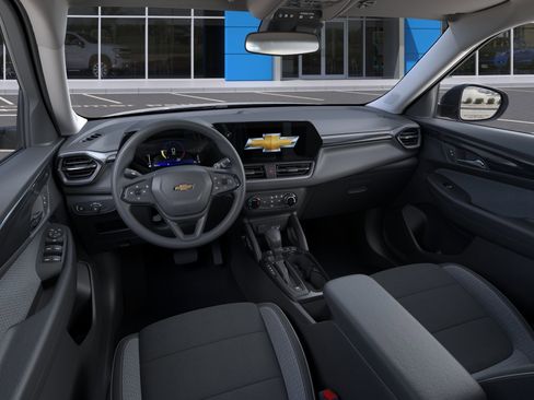 New 2026 Chevrolet TrailBlazer LS FWD image 39