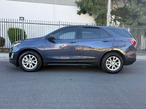 Used 2018 Chevrolet Equinox LS FWD image 5
