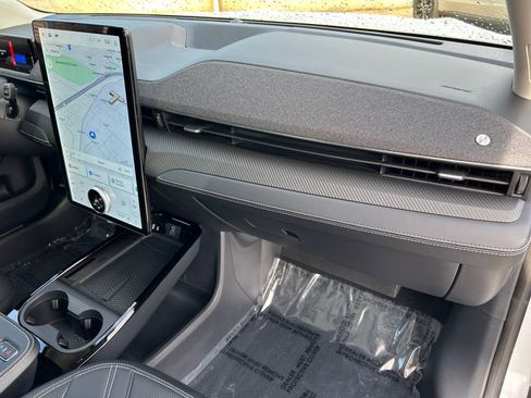 Used 2023 Ford Mustang Mach-E Premium image 26