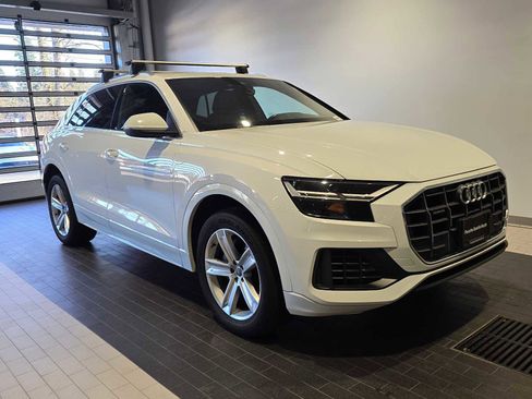 Used 2019 Audi Q8 Premium w/ Convenience Package image 9