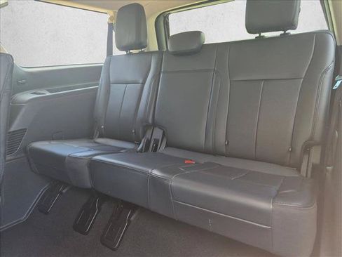 Used 2024 Ford Expedition Max XLT AWD/4WD image 19