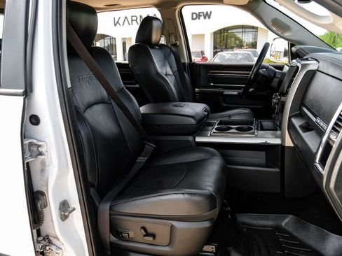 Used 2015 RAM 1500 Laramie w/ Convenience Group AWD/4WD image 45