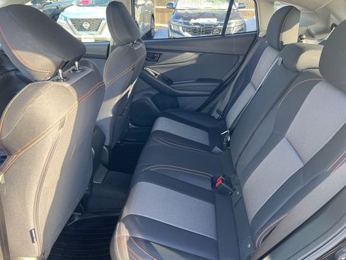 Used 2022 Subaru Crosstrek 2.0i Premium image 8