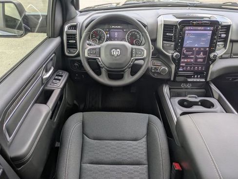 New 2026 RAM 1500 Big Horn AWD/4WD image 16