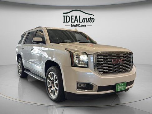Used 2019 GMC Yukon Denali w/ Open Road Package AWD/4WD image 9