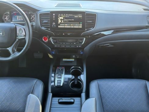 Used 2022 Honda Passport Elite image 15