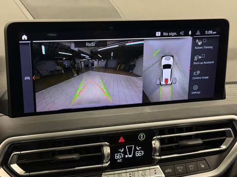 Used 2024 BMW X3 xDrive30i w/ Premium Package image 35