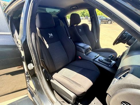 Used 2019 Dodge Charger Scat Pack RWD image 30