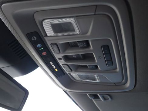 Used 2022 GMC Sierra 1500 Denali image 34