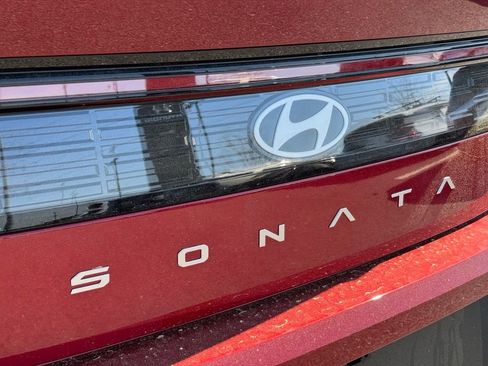 Used 2025 Hyundai Sonata SE image 12