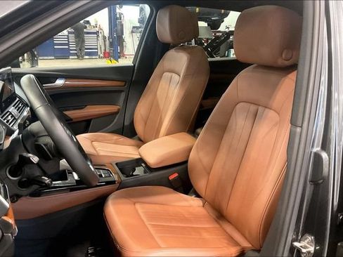 Certified 2023 Audi Q5 2.0T Premium Plus w/ Premium Plus Package AWD/4WD image 25