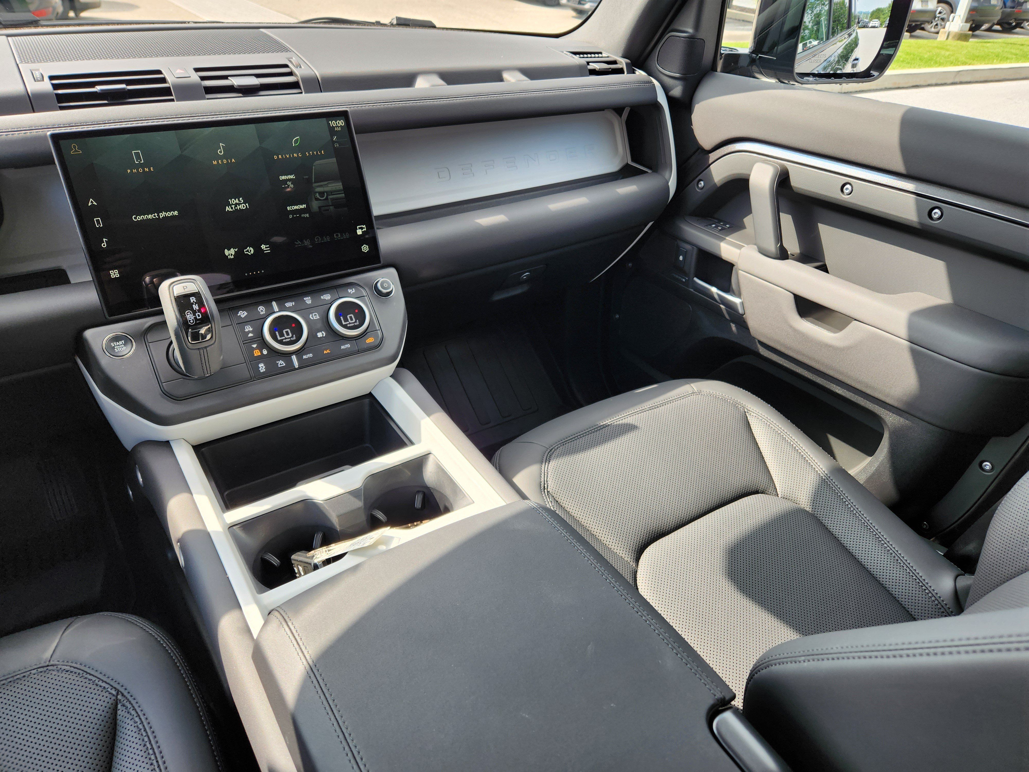 Certified 2026 Land Rover Defender 110 S AWD/4WD image 14