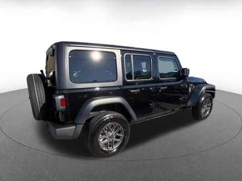 Used 2025 Jeep Wrangler Sport S image 12