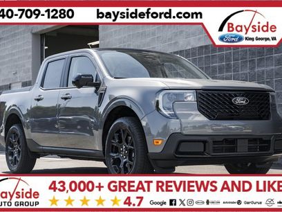 New 2025 Ford Maverick Lariat w/ Black Appearance Package