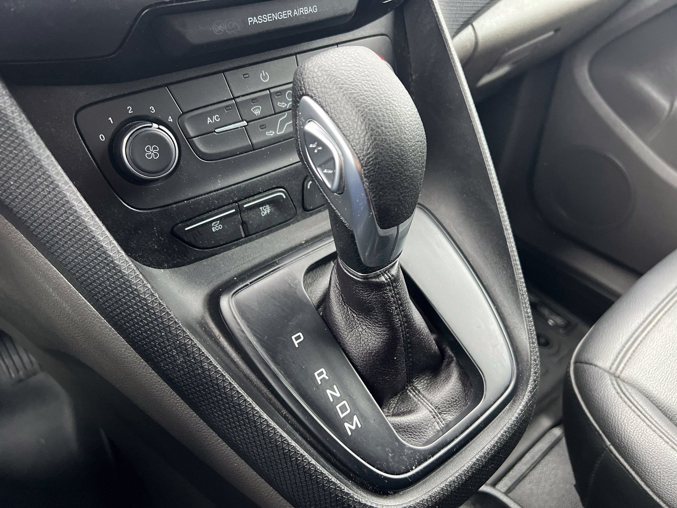 Used 2019 Ford Transit Connect XL FWD image 35