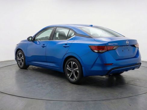 Used 2025 Nissan Sentra SV FWD image 6