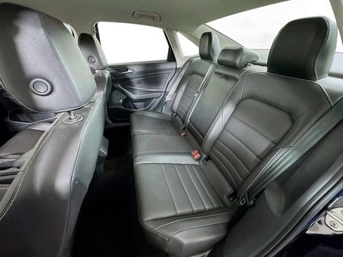 Used 2024 Volkswagen Jetta SE FWD image 23