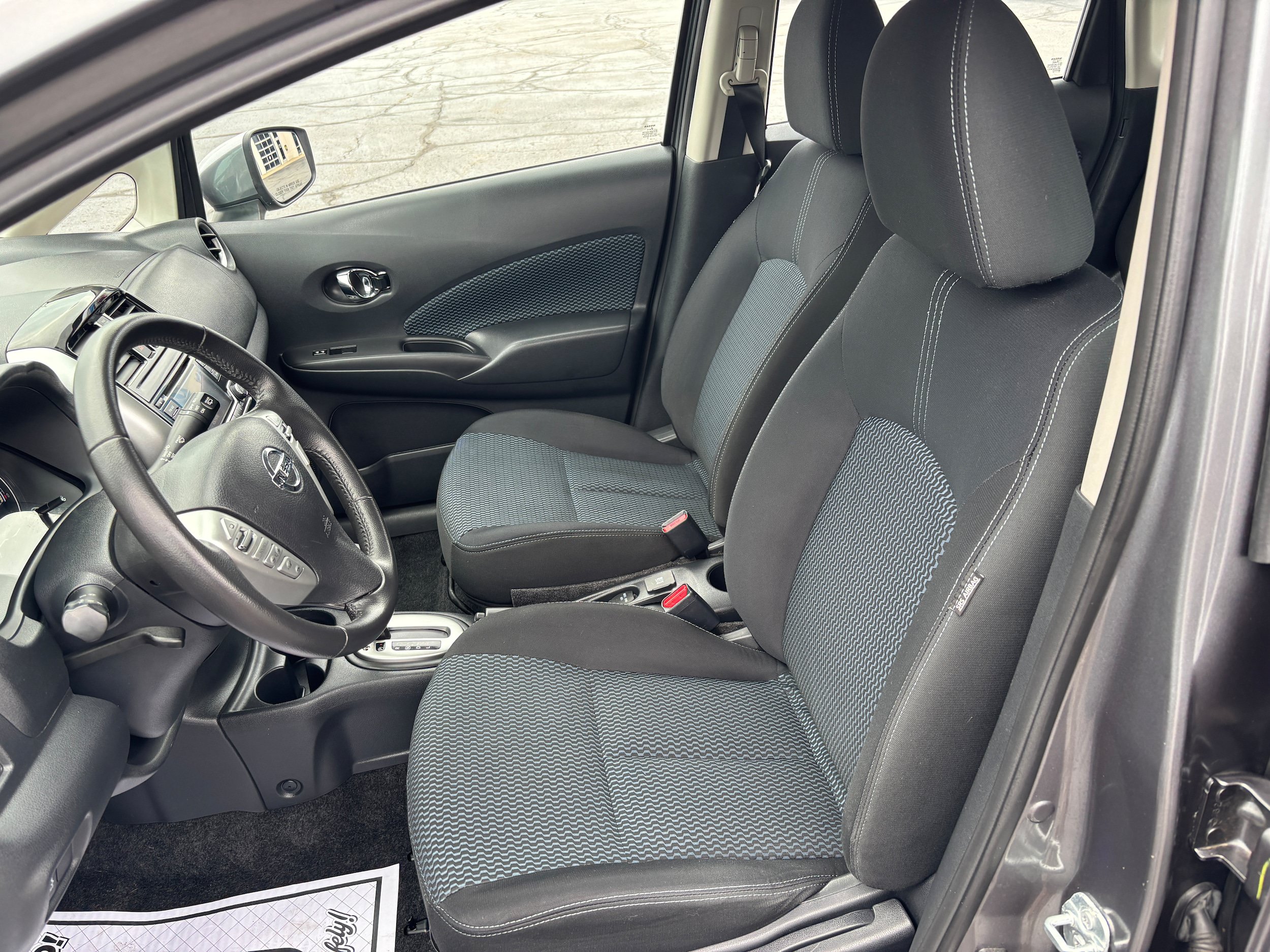 Used 2016 Nissan Versa Note SV FWD image 9