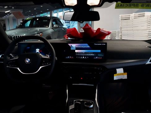 New 2025 BMW 230i xDrive Coupe w/ Convenience Package image 7