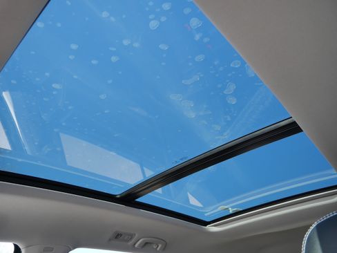 Certified 2021 Volkswagen Atlas SEL Premium image 34