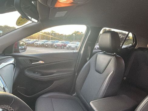 Certified 2023 Buick Encore GX Select w/ Safety Package II image 25