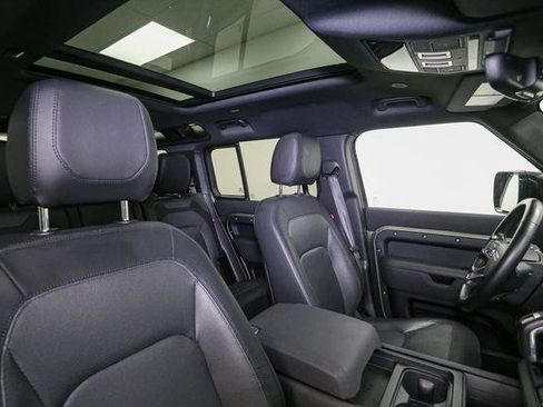 Used 2023 Land Rover Defender 110 X-Dynamic SE image 20