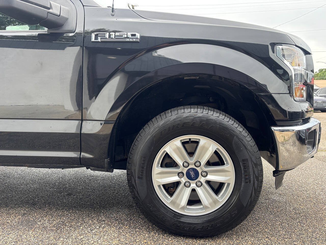 Used 2015 Ford F150 XLT AWD/4WD image 8