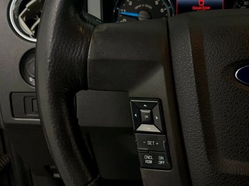 Used 2014 Ford F150 XLT w/ XLT Chrome Package image 29