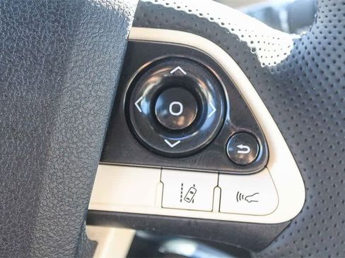 Used 2017 Toyota Prius Two w/ Carpet Mat Package image 33