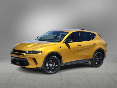 Used 2024 Dodge Hornet R/T w/ Tech Pack w/o Parking AWD/4WD image 1