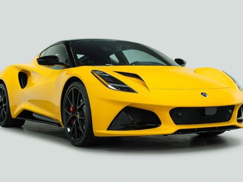 New 2026 Lotus Emira SE image 10
