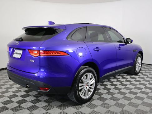 Used 2018 Jaguar F-PACE Prestige AWD/4WD image 2